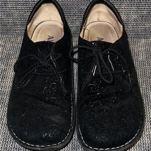 Alegria Black Textured Lace-Up Mules